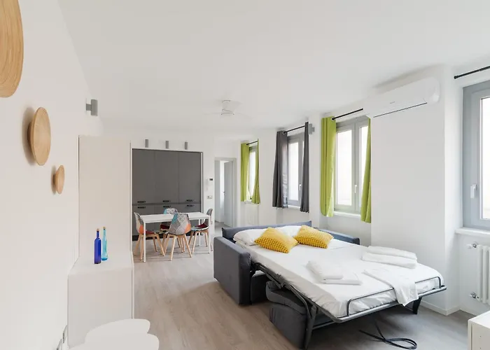 Guesthost - Modern Precotto Apartmán
